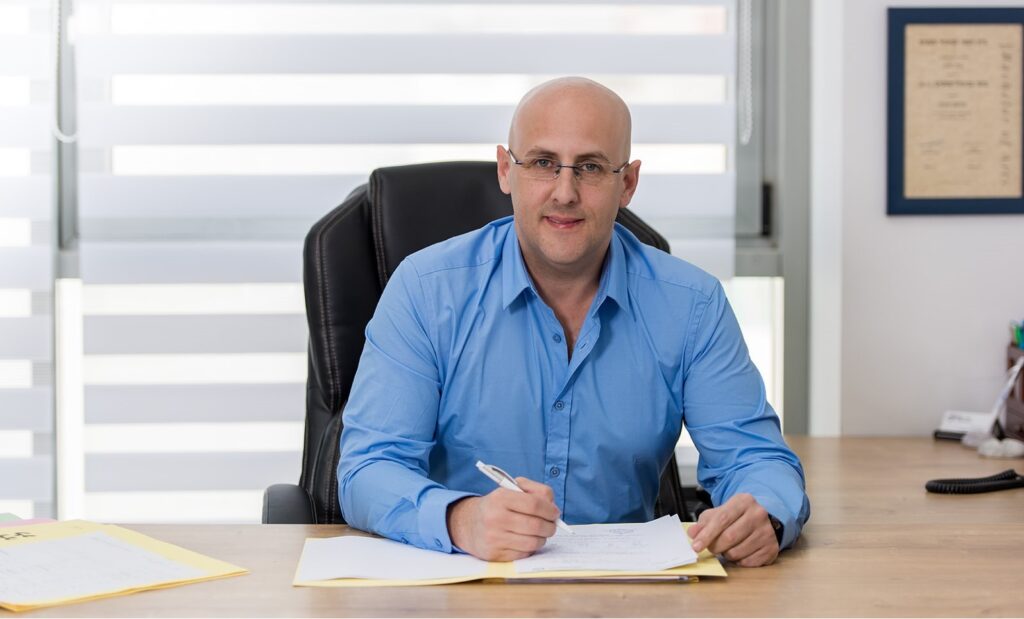 פשוט וקל לתאם פגישה / שיחת ייעוץ בלחיצת כפתור